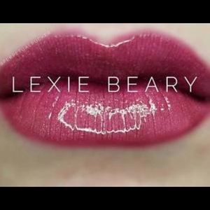 LipSense Lexie-Beary Lipstick